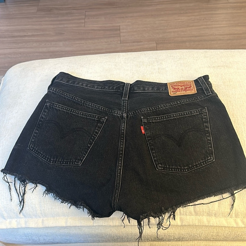 Black levi shorts